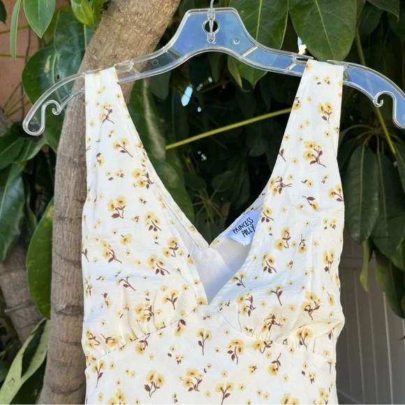 🌼 Princess Polly Nellie Floral Mini Dress. - Picture 5 of 12